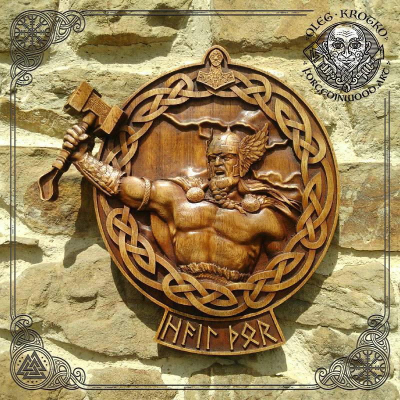 Thor S Torso Wood Carved Picture In A Round Frame Fed - Viking Home Decor Uk