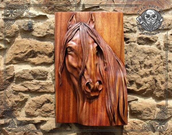 Horse portrait carved in wood