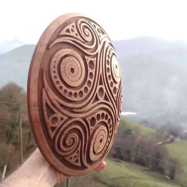 Trisquel viking woodcraft