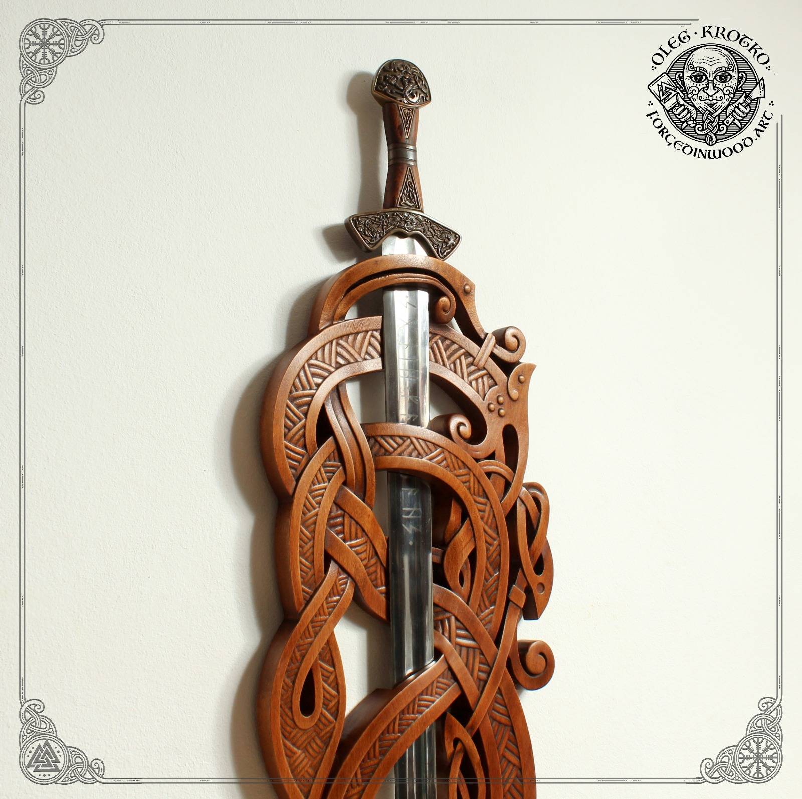 LUXURY CARVED “SWORD HOLDER”..3