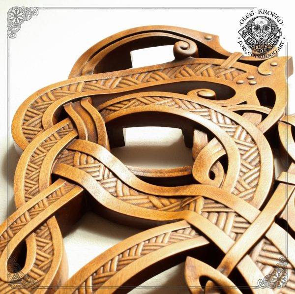 LUXURY CARVED “SWORD HOLDER”..9